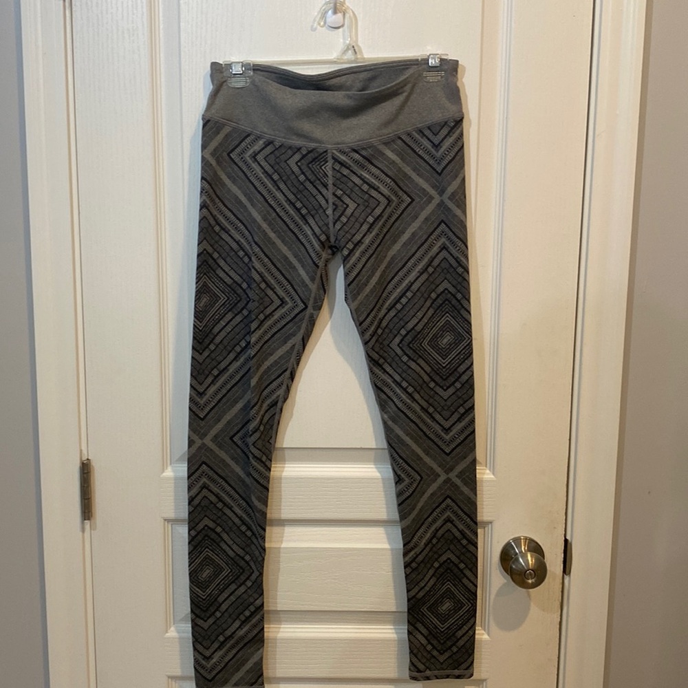Fabletics Leggings Perfect Condition - image 1